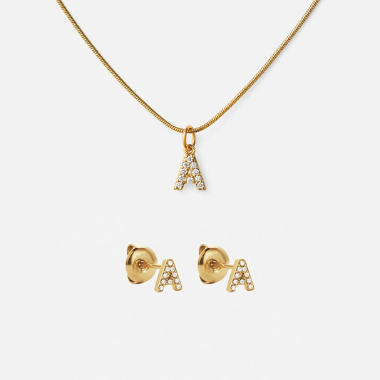 Letter Zirkonia Ketting + Oorbellen 18K Goldplated