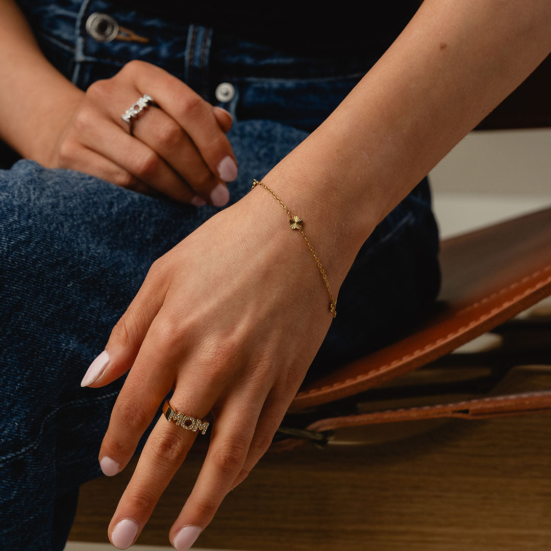 Scattered Flower armband + ketting 18K goldplated - Josephine Nord
