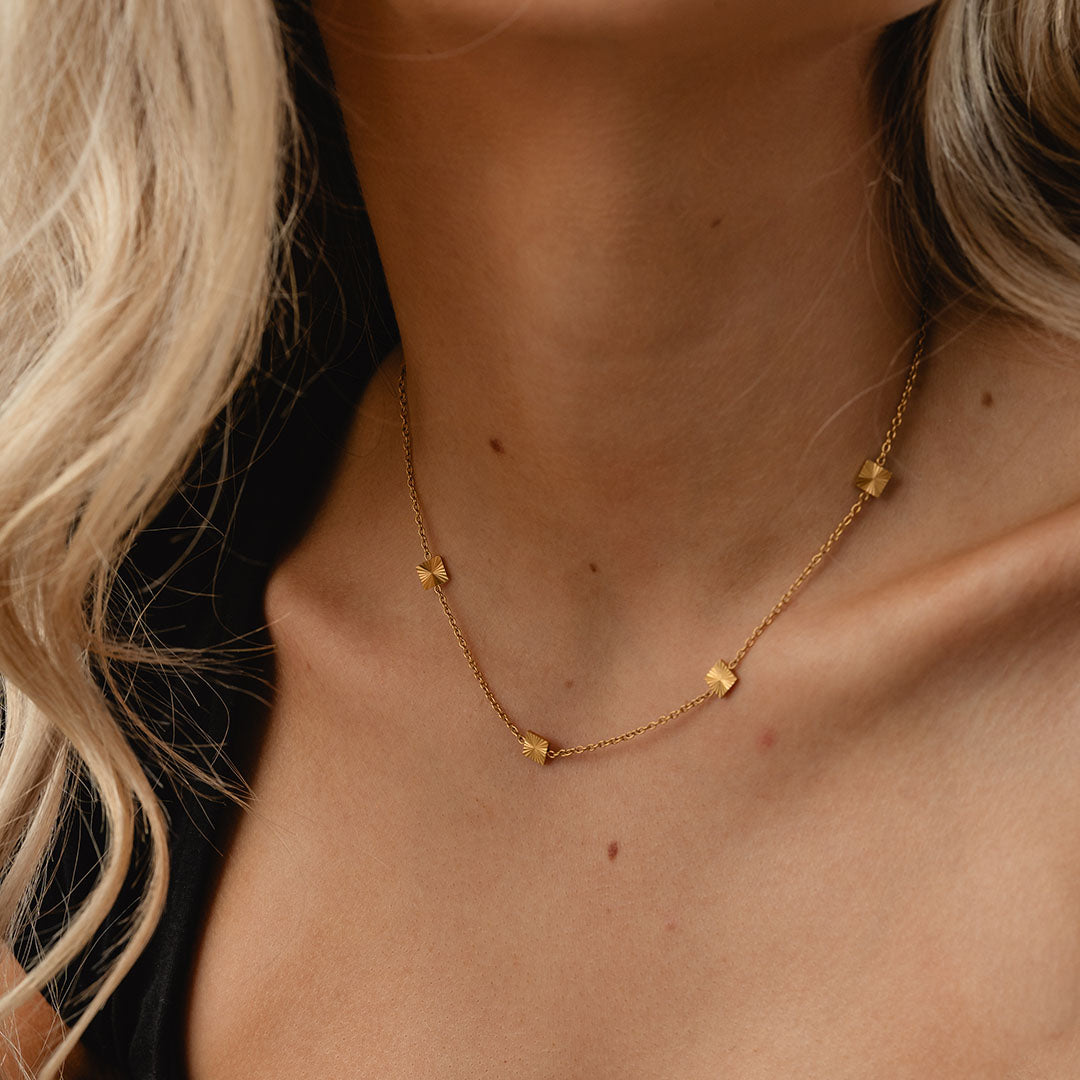 Scattered Sun ketting 18K goldplated - Josephine Nord