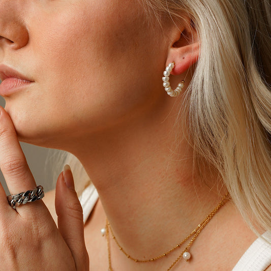 Moonlit Hoops oorbellen met parel 18K goldplated - Josephine Nord