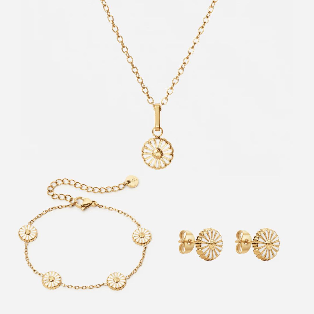Margriet Ketting + Oorbellen + Armband 18K Goldplated 8 mm