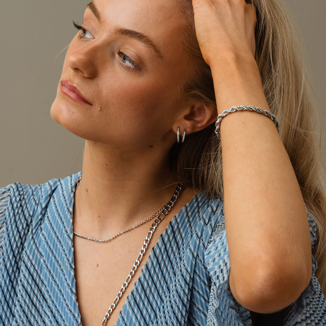 Zircon oorbellen zilverkleurig 16 mm - Josephine Nord