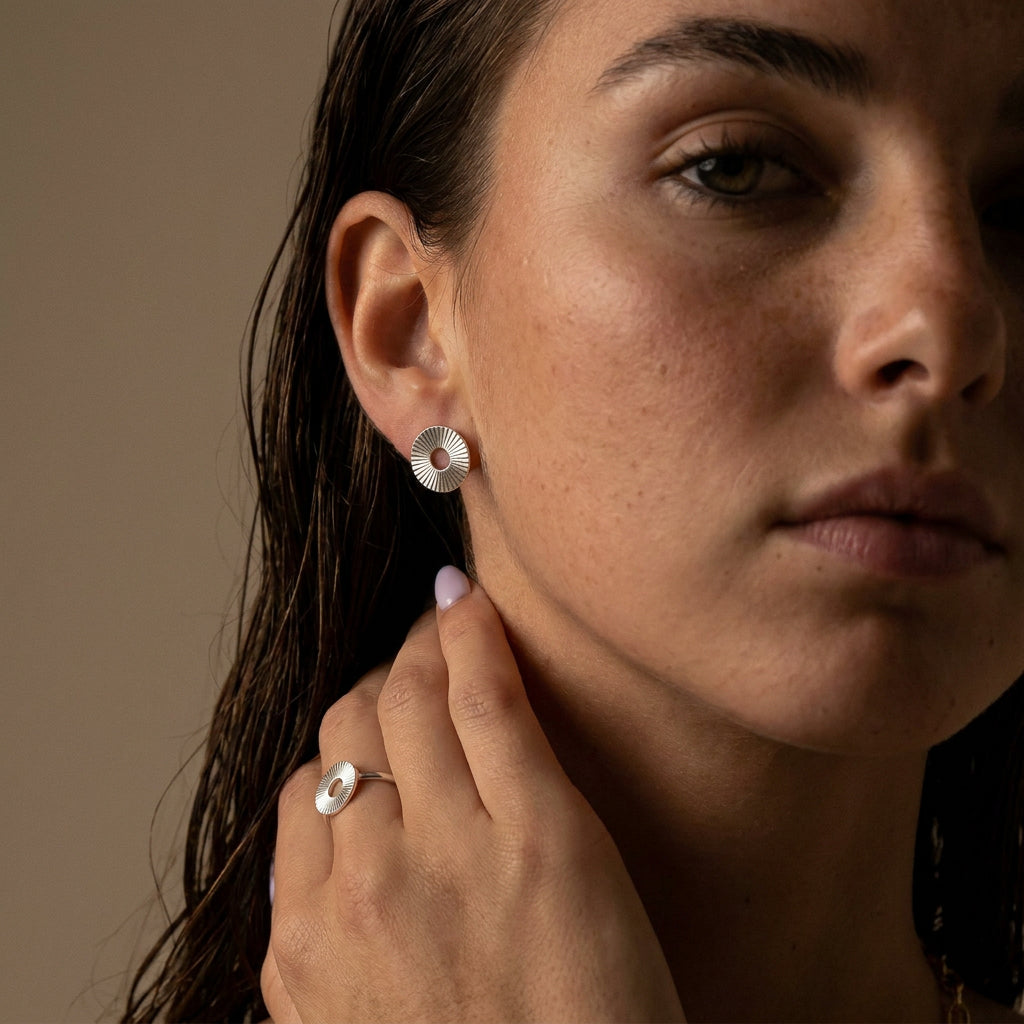 Sunset Circle Studs Oorbellen Zilverkleurig