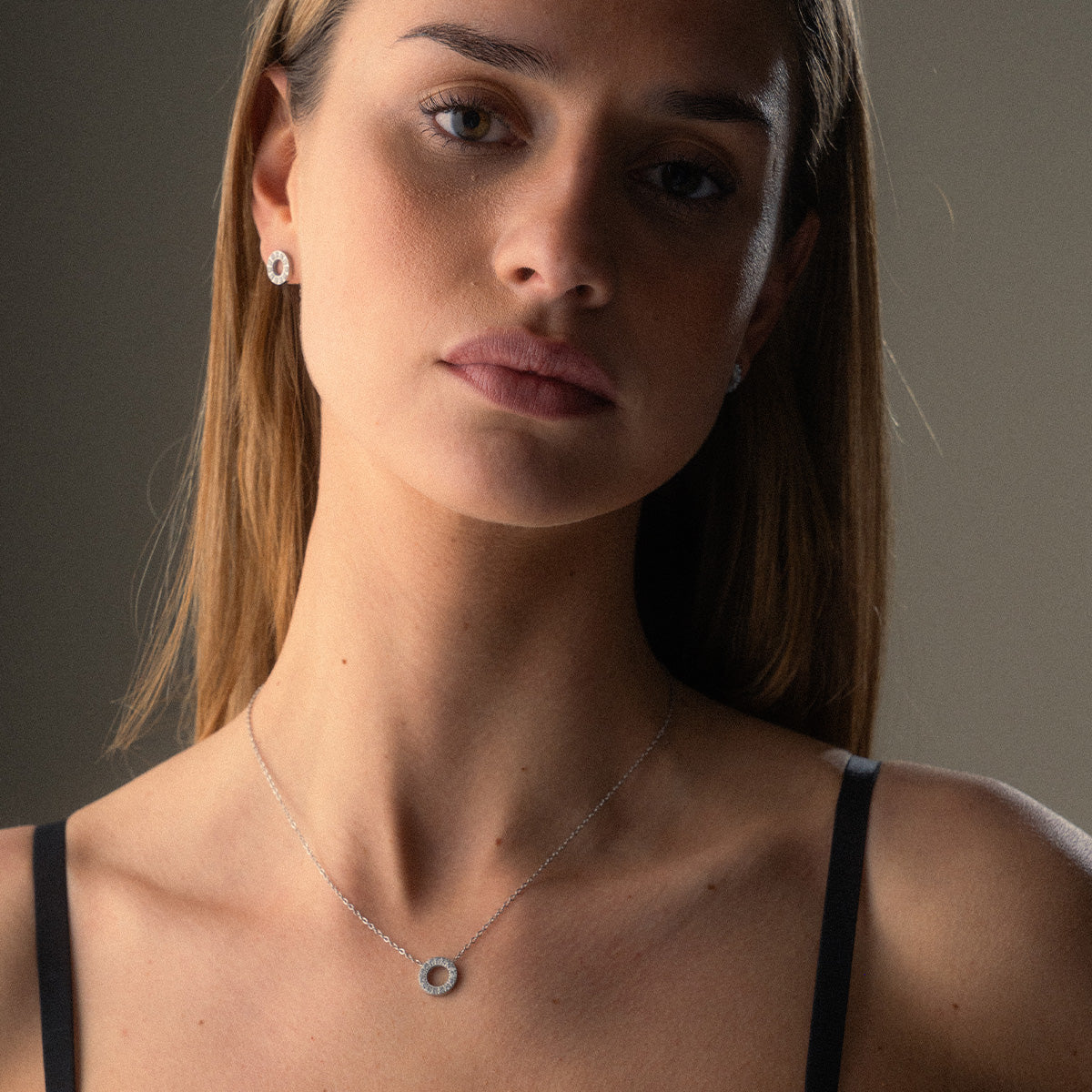 Circle Zirkonia Ketting Zilverkleurig 12 mm