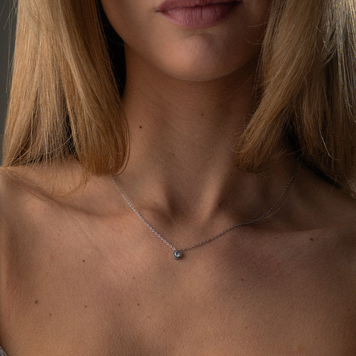 Single Zirkonia Ketting Zilverkleurig