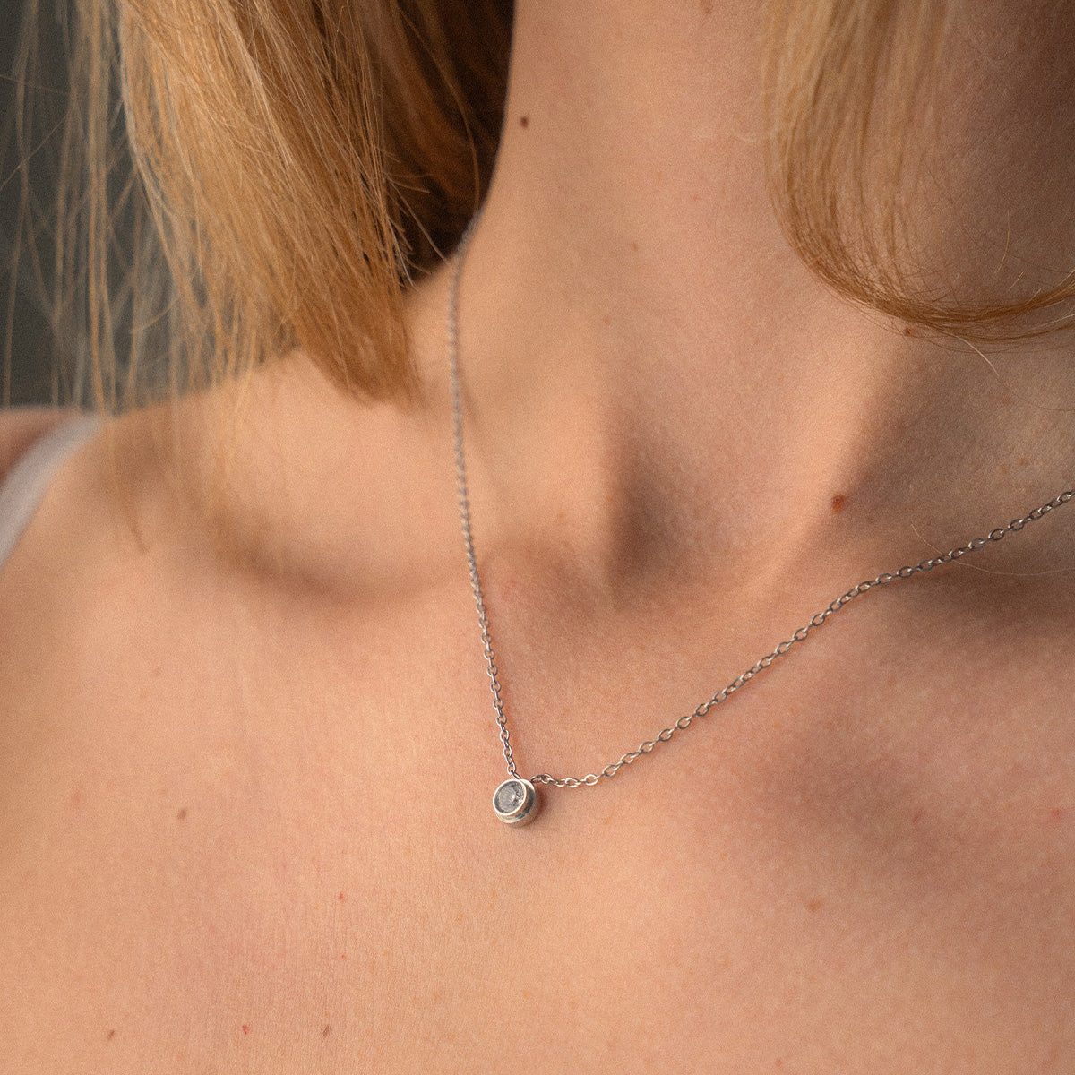 Single Zirkonia Ketting Zilverkleurig