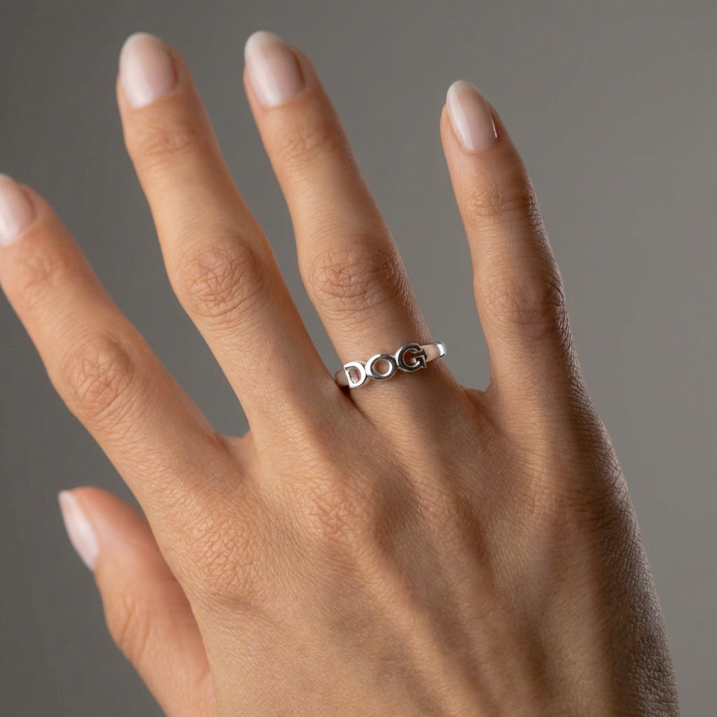DOG Ring Zilverkleurig