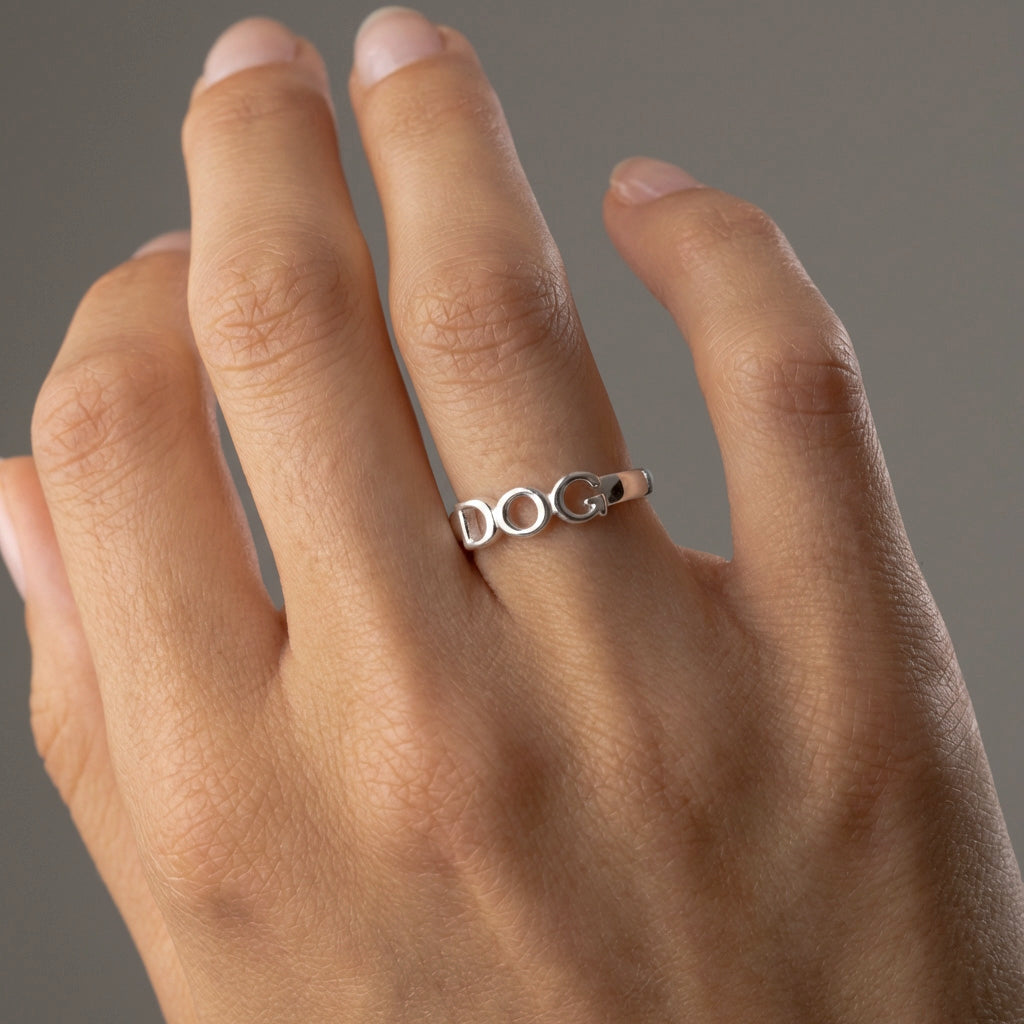DOG Ring Zilverkleurig