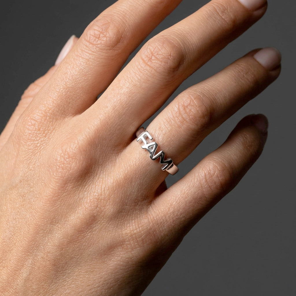 FAM Ring Zilverkleurig