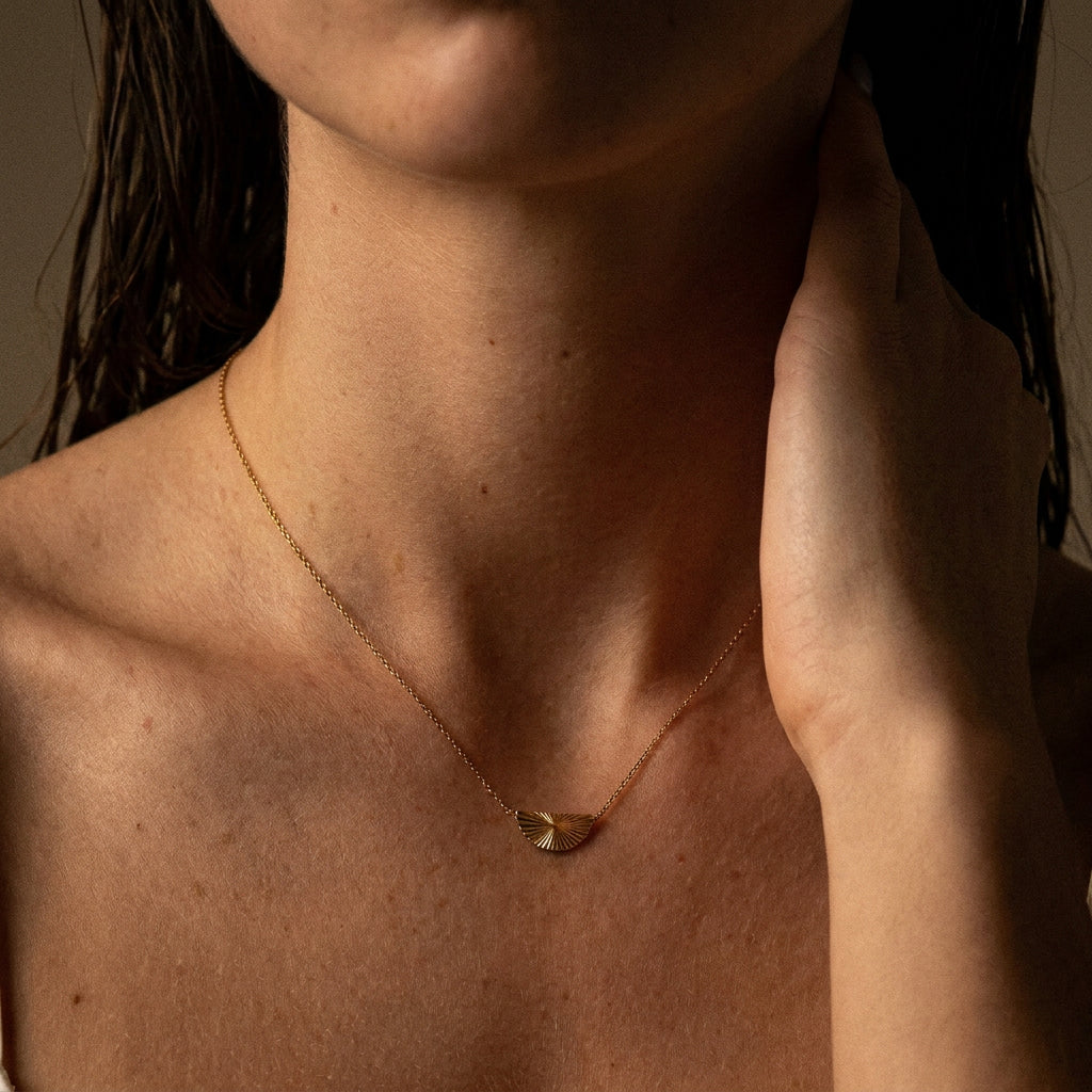 Sunset Half Circle Ketting 18K Goldplated