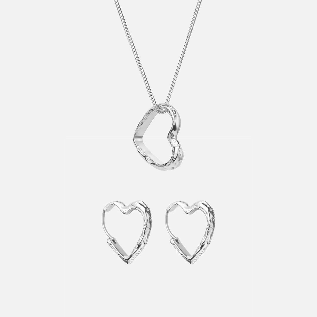 Lava Heart Ketting + Lava Heart Hoops Oorbellen Zilverkleurig