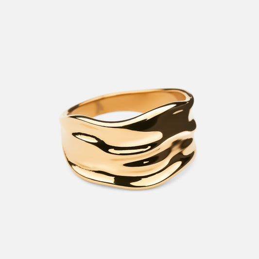 Wide Hammered Band ring 18K goldplated - Josephine Nord