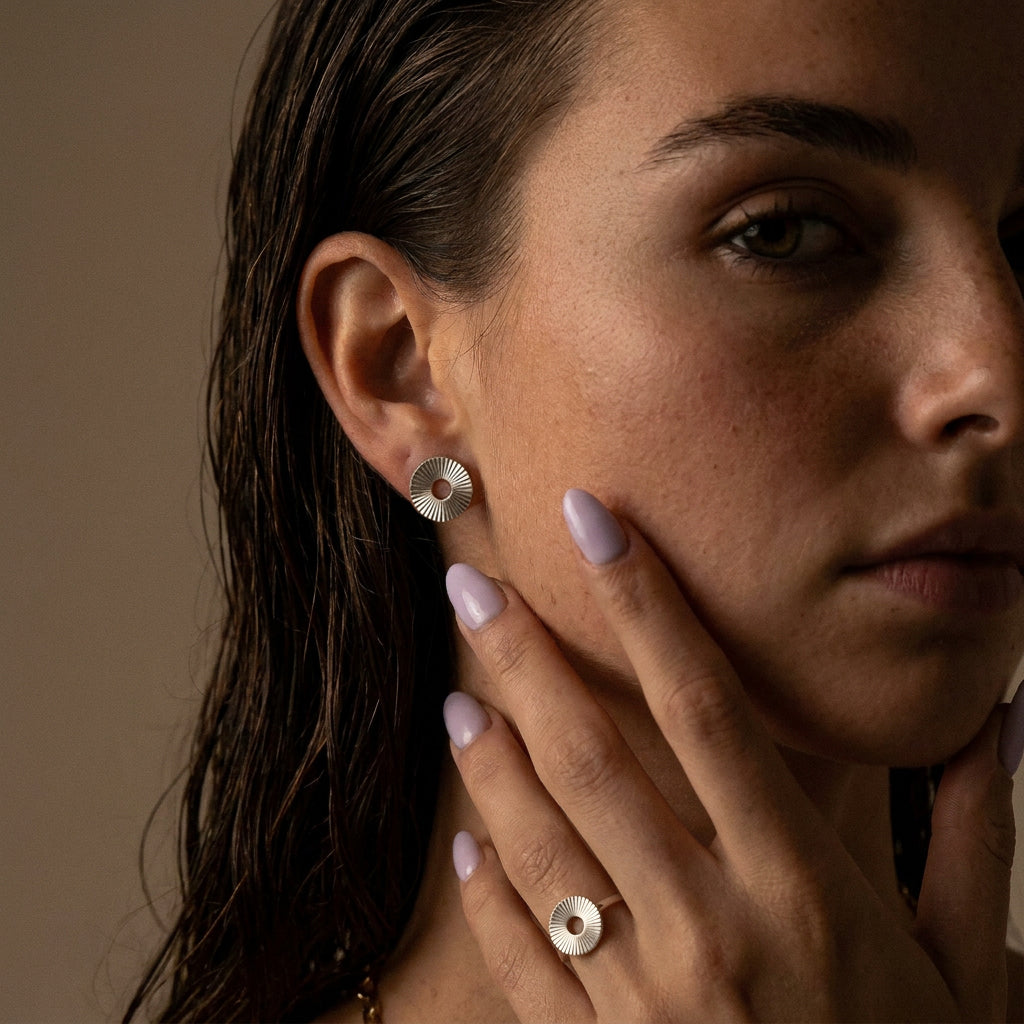 Sunset Circle Studs Oorbellen Zilverkleurig