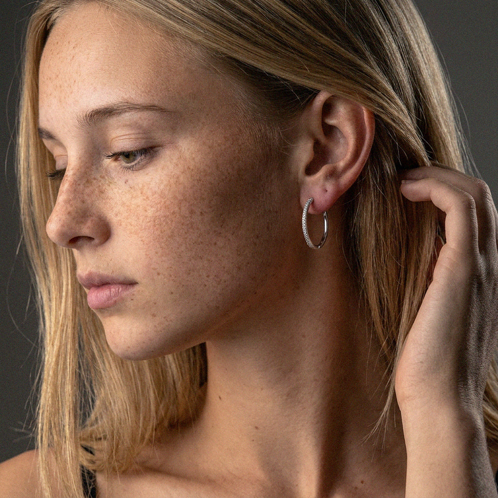 Zirkonia Hoops Oorbellen Zilverkleurig 24 mm
